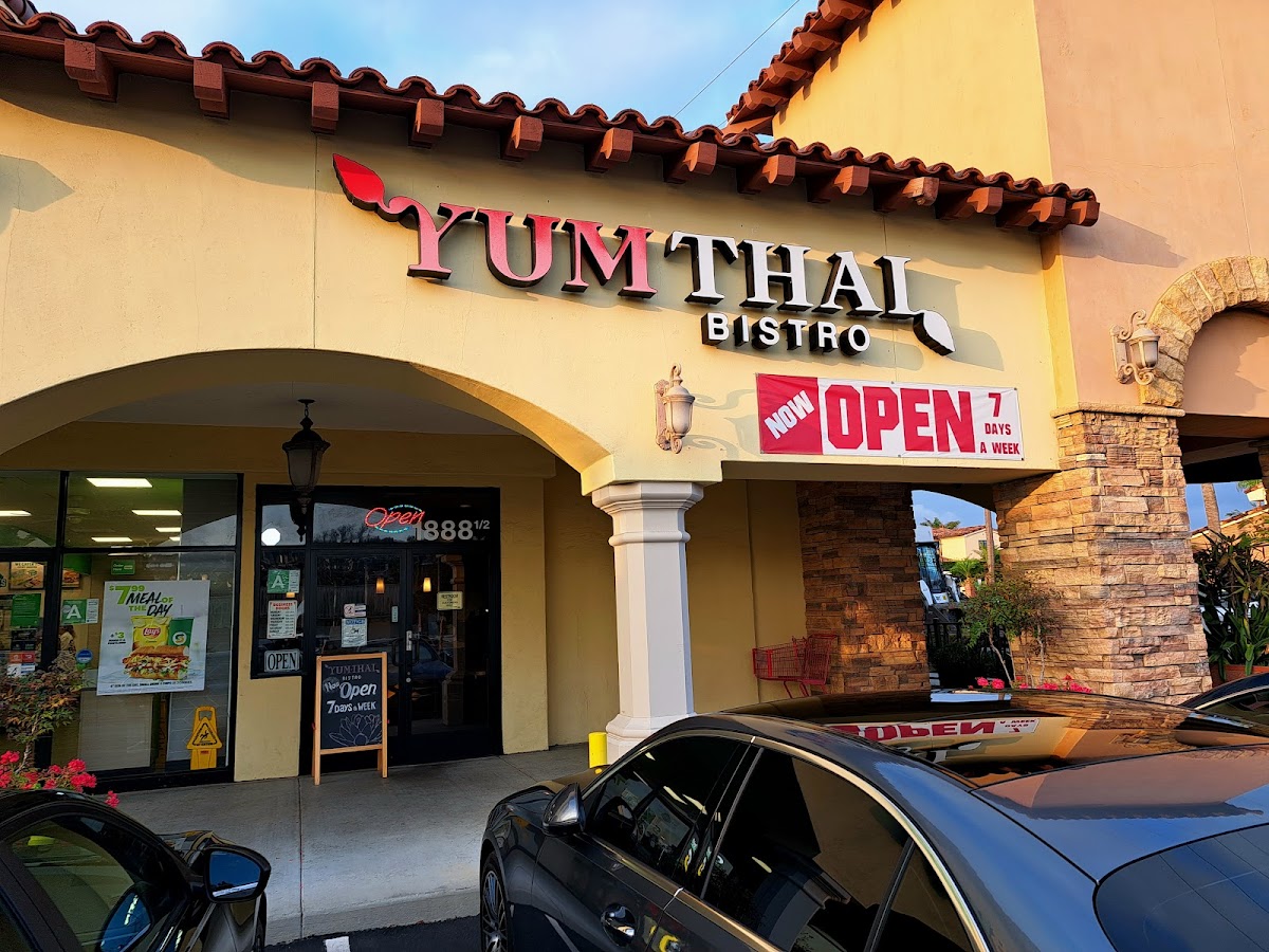 Yum Thai Bistro