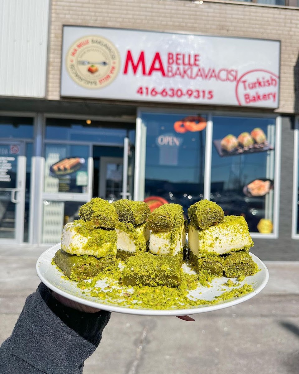 Mabelle Baklava