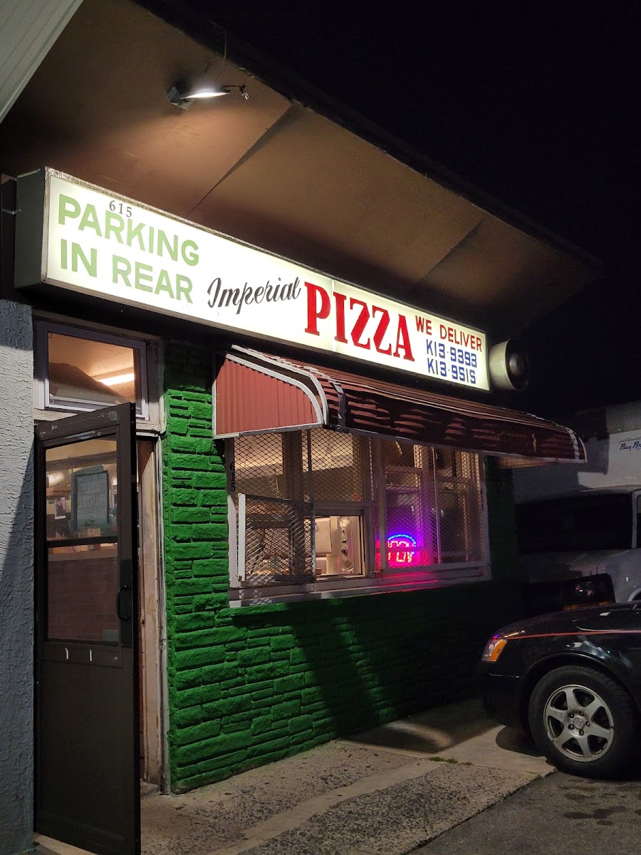 Imperial Pizza
