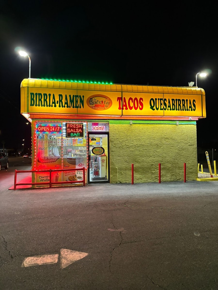 Salsitas Mexican Food