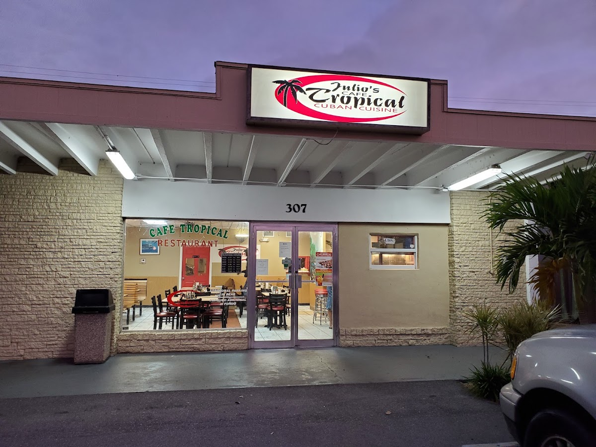 Cafe Tropical - Clewiston