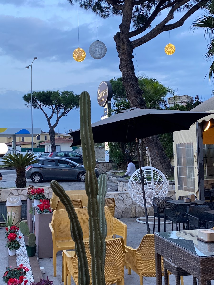 Suisse Cafe
