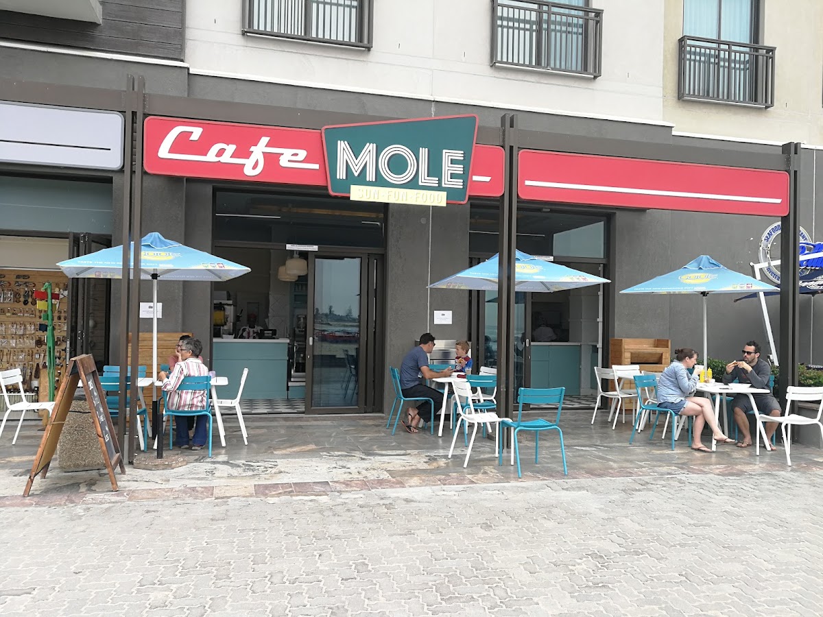 Cafe Mole