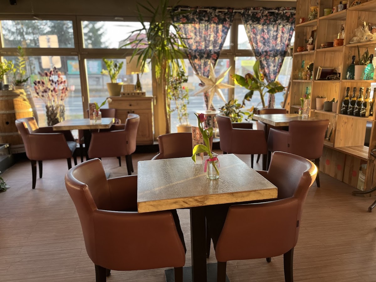 Q Coffe Bar, kaviareň, bar Liptovský Mikuláš