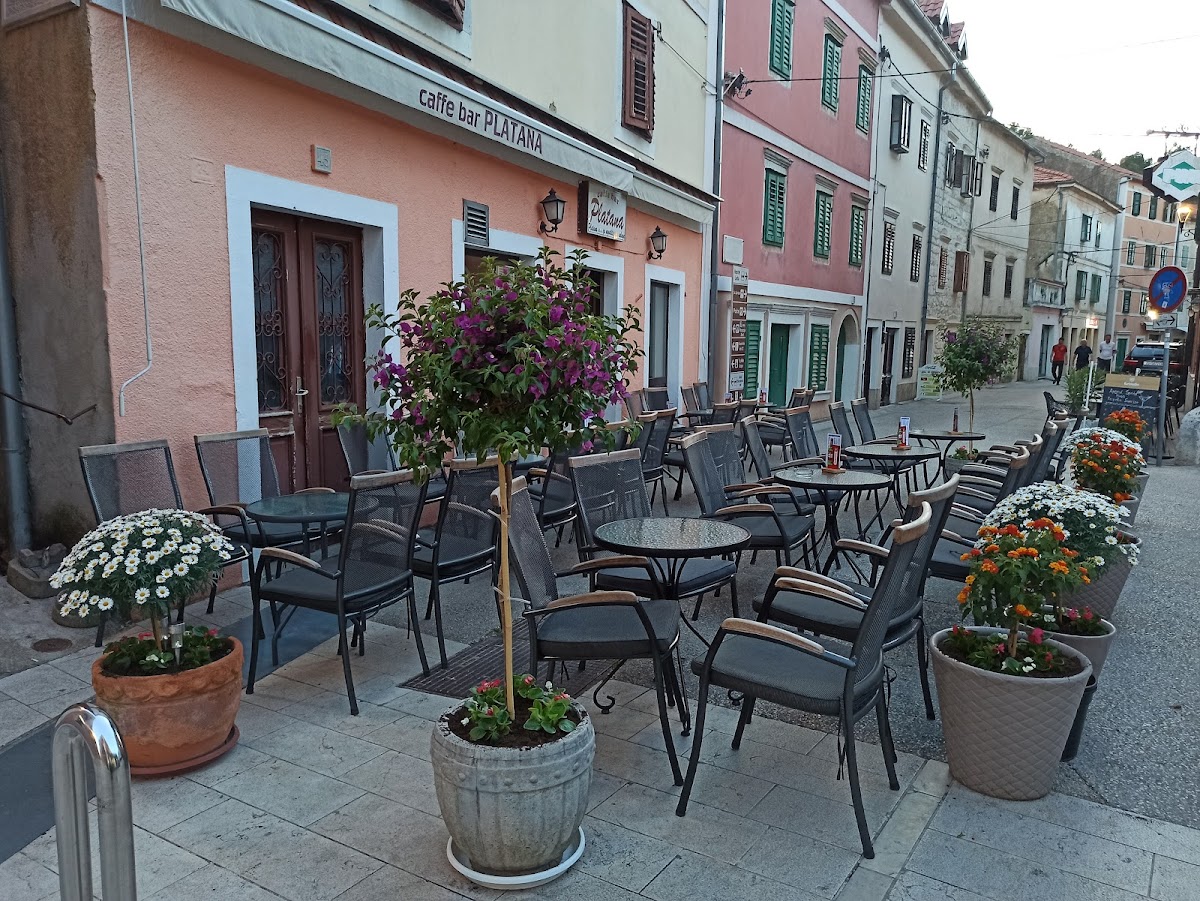 Caffe Bar Platana
