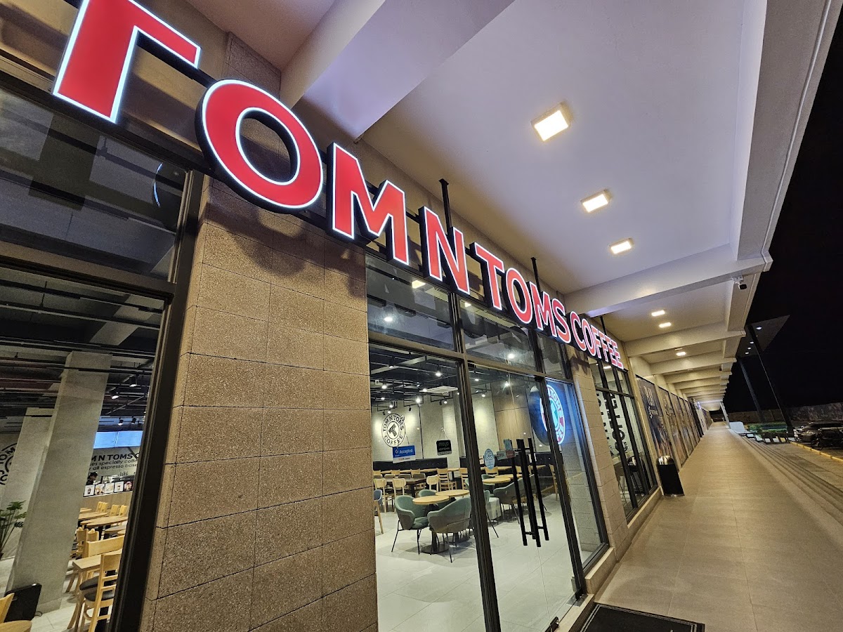 Tom N Toms Coffee - Dagupan