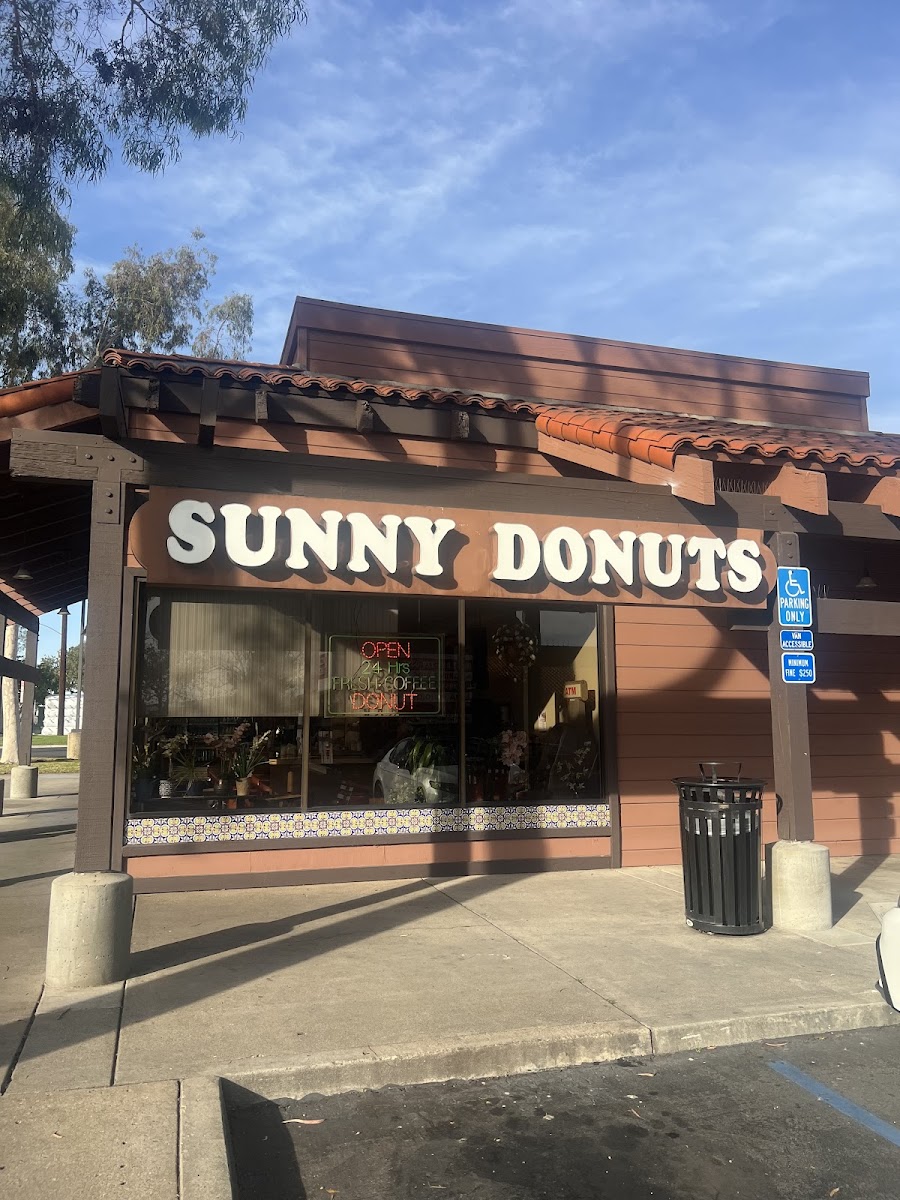 Sunny Donuts
