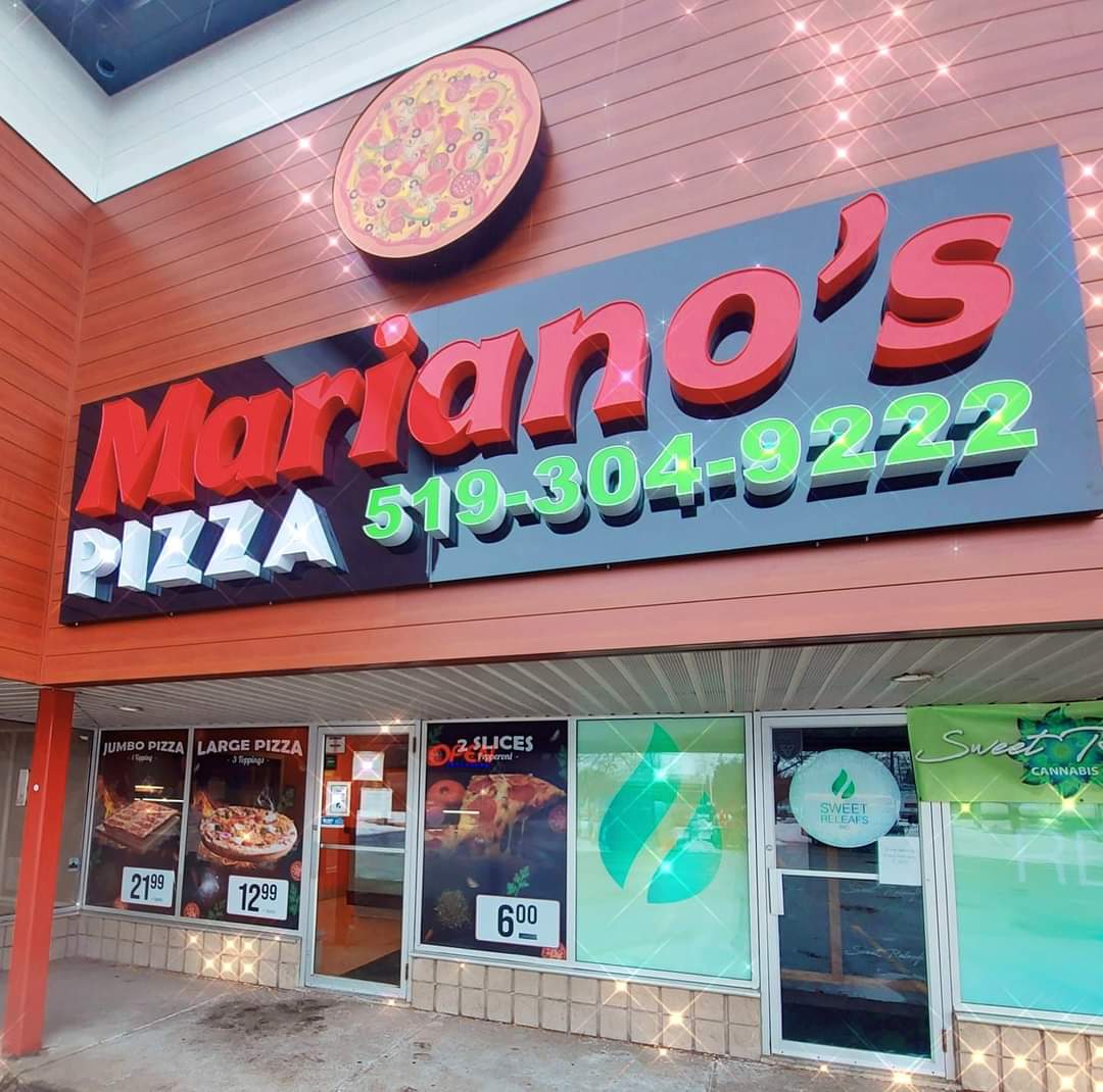 Mariano's Pizza