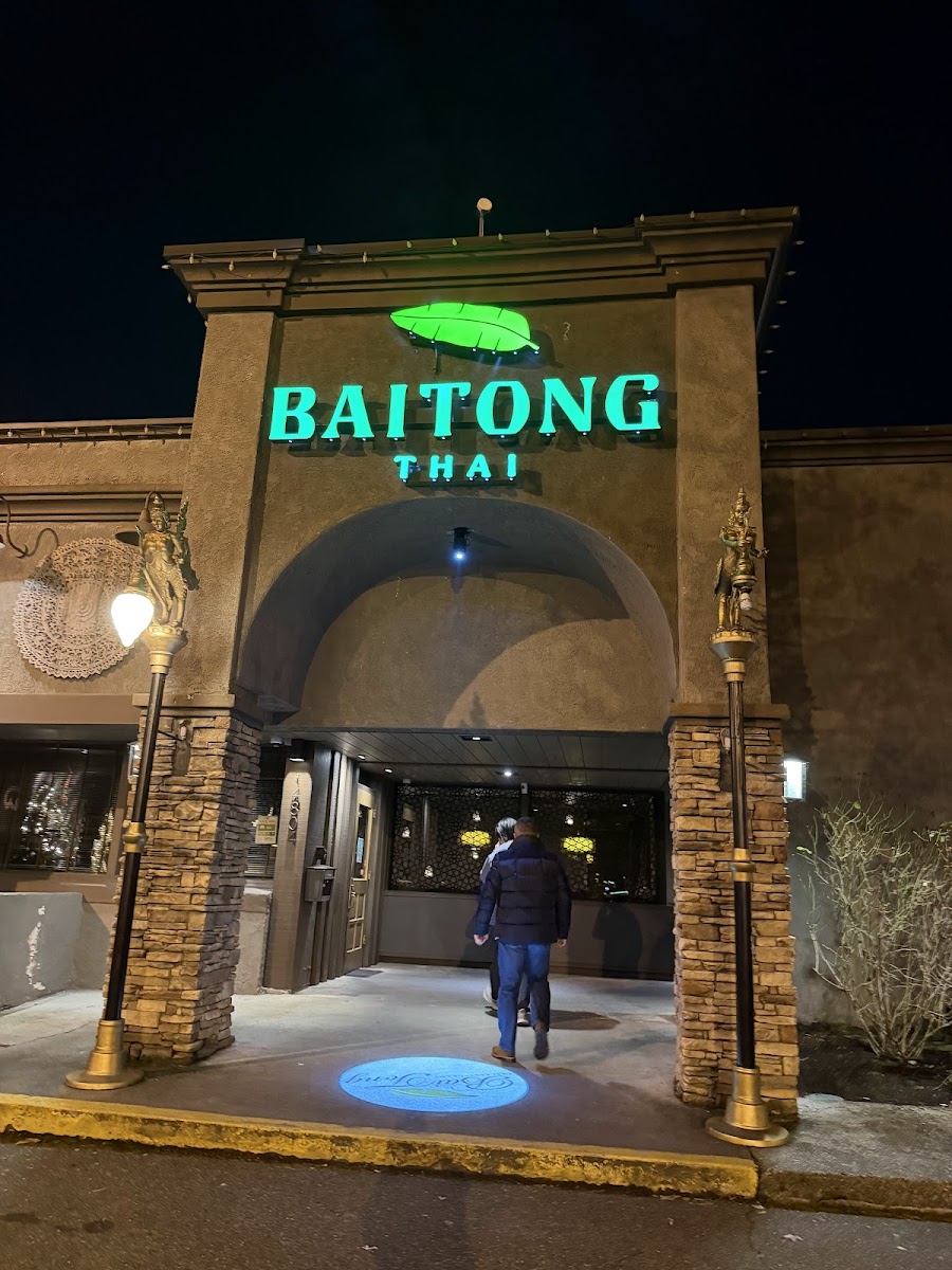 Bai Tong Thai Restaurant - Redmond