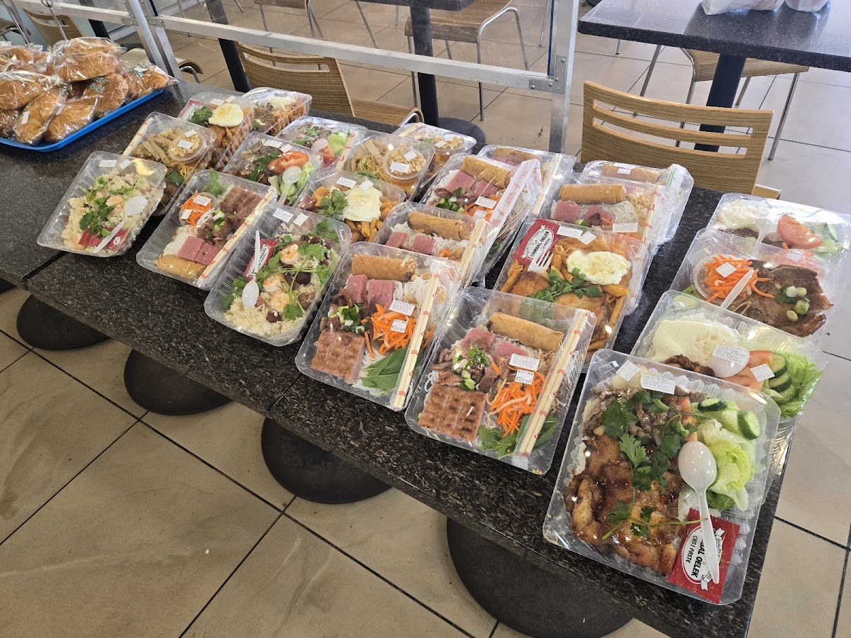 Banh Mi Che Cali - Rosemead