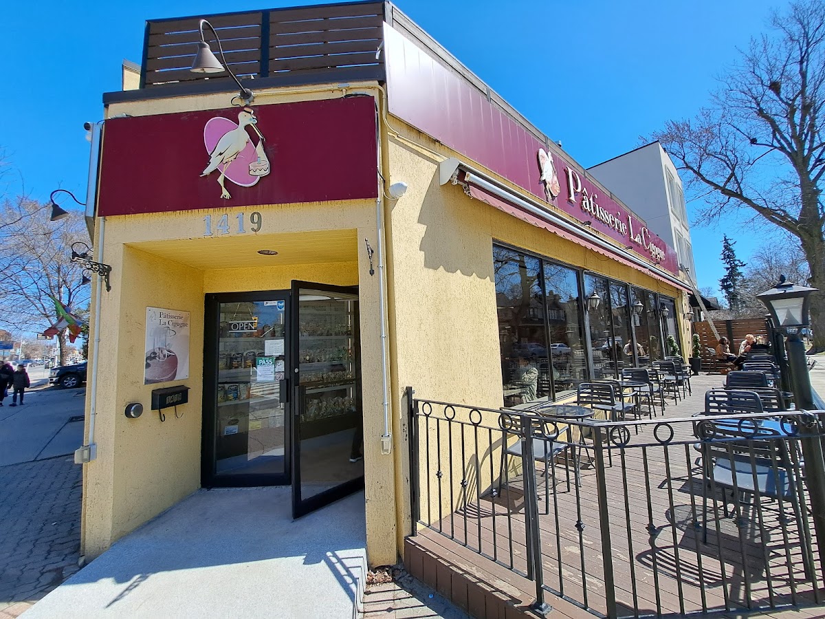 Patisserie La Cigogne - ON M4J 1N3