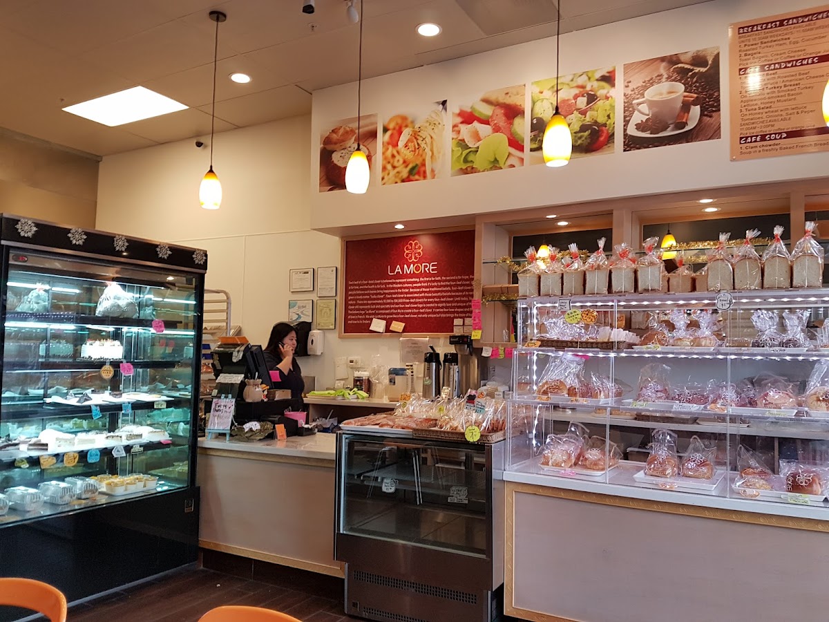 La More Bakery