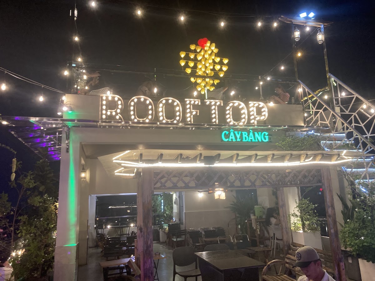 Cây Bàng Rooftop cafe