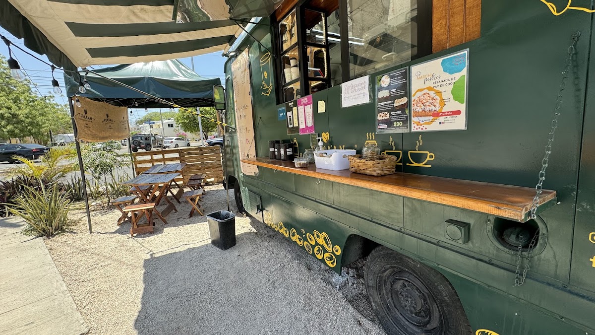 Tukaan Café Altabrisa