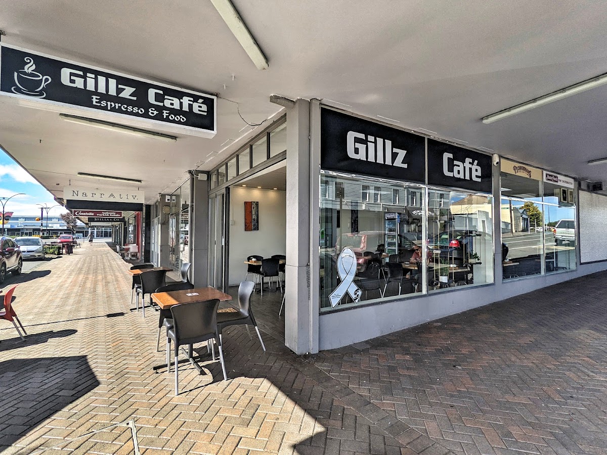 Gillz Café
