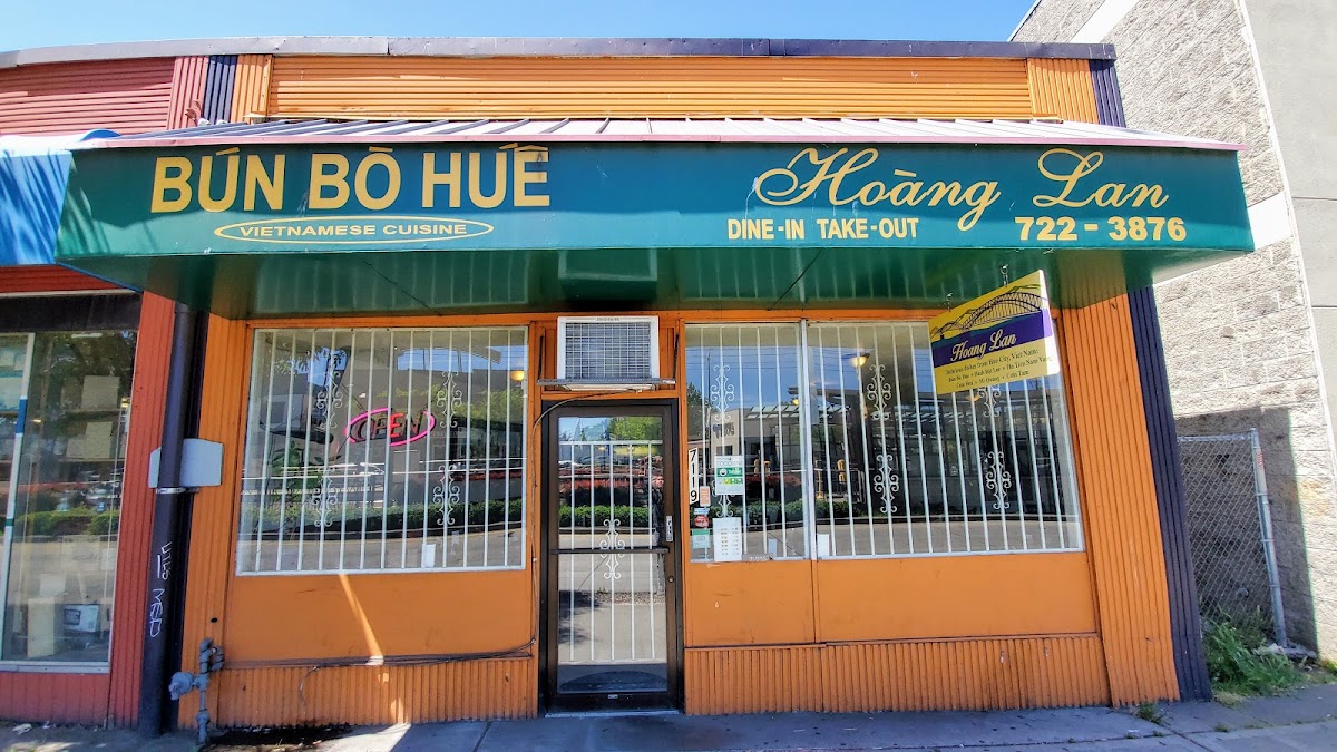 Hoang Lan Restaurant
