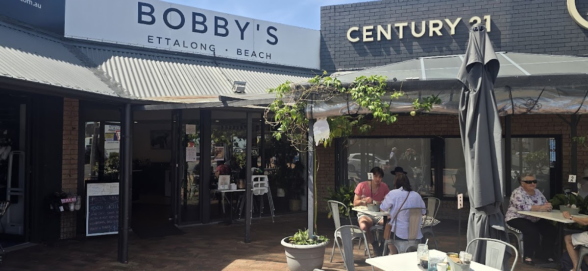 Bobby's Cafe Ettalong Beach