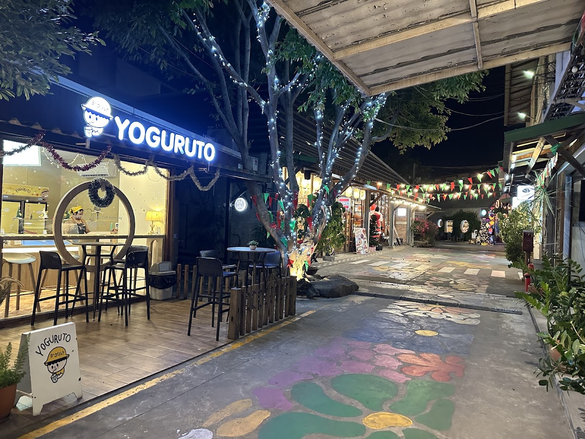 The wall khonkaen family space