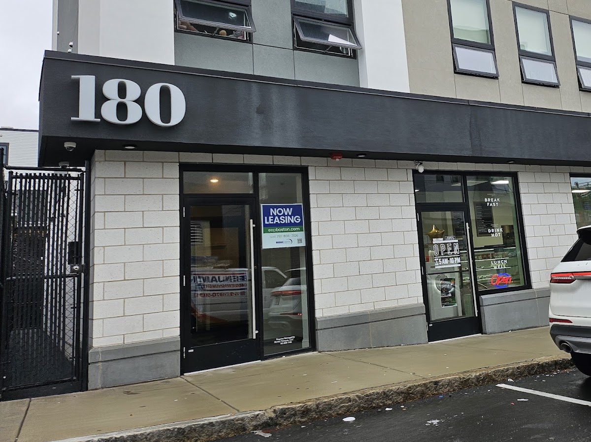 Napoles Bakery & Café