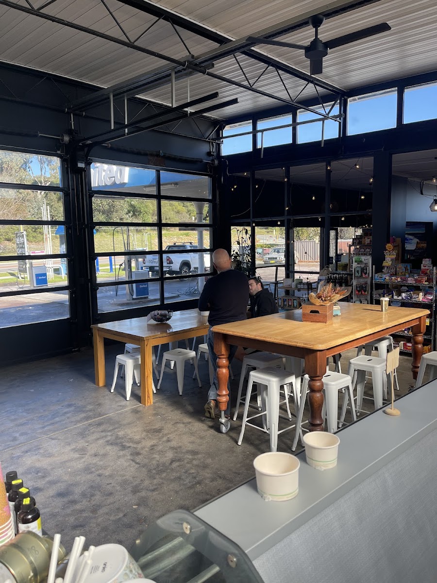 United Petroleum Whalley's Beachway Cafe (Mira Mar - Abany)