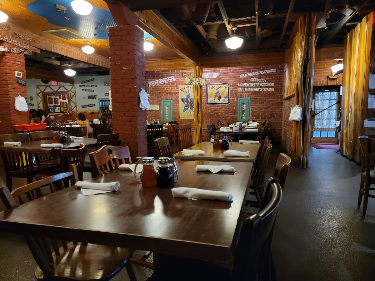 Babe's Chicken Dinner House