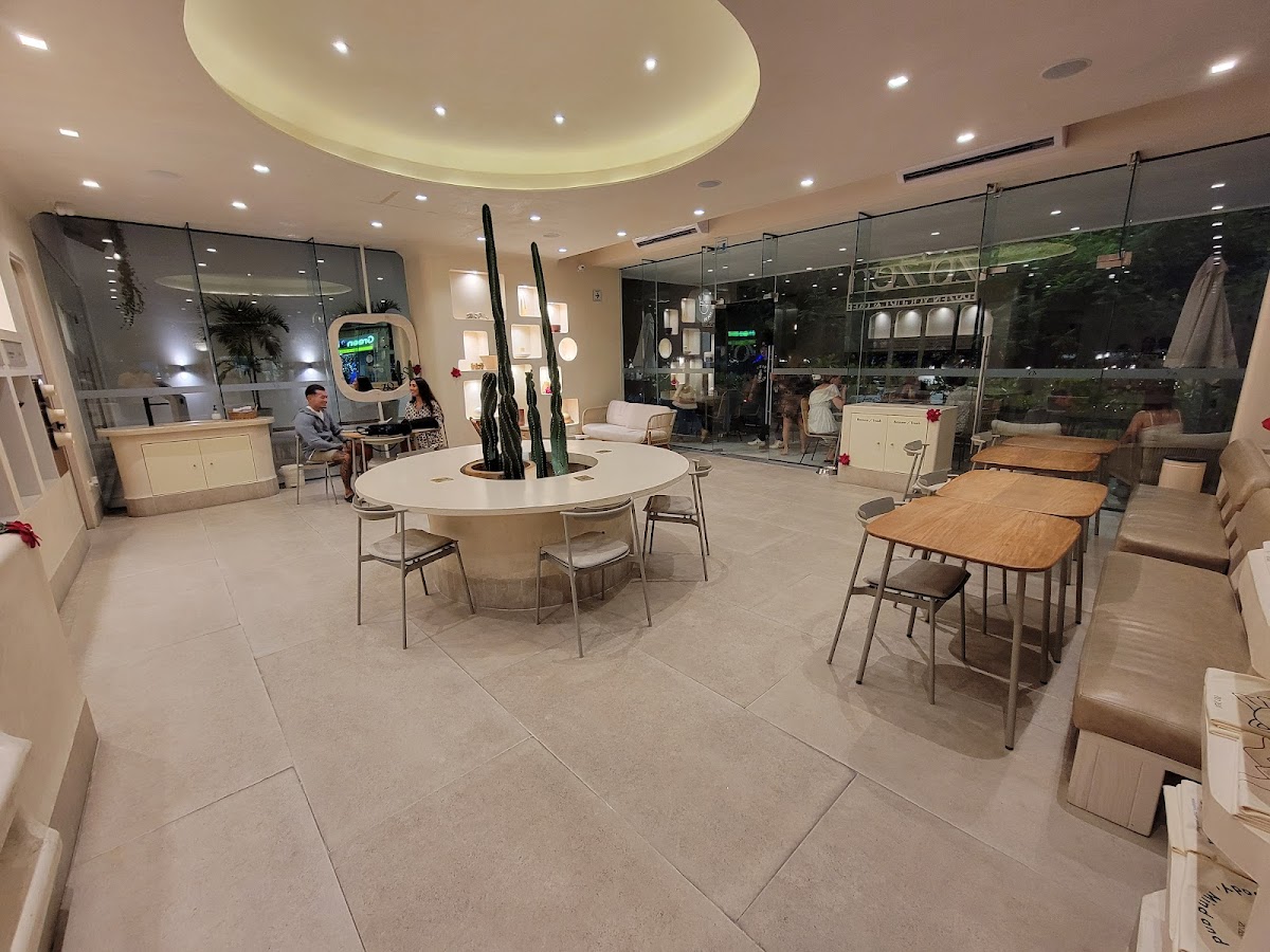 Zo'Zen Yogurt & Cafe