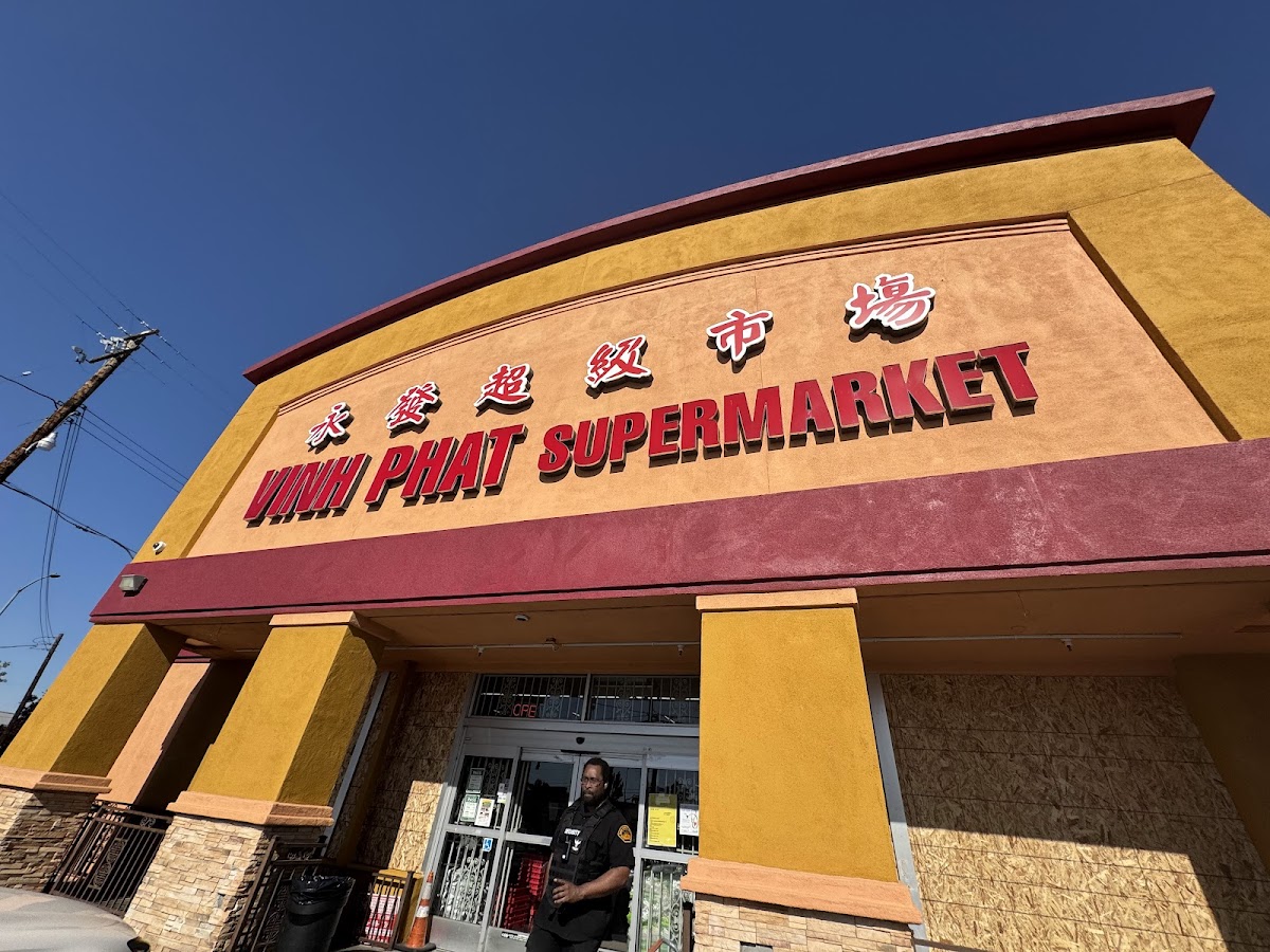 Vinh Phat Supermarket