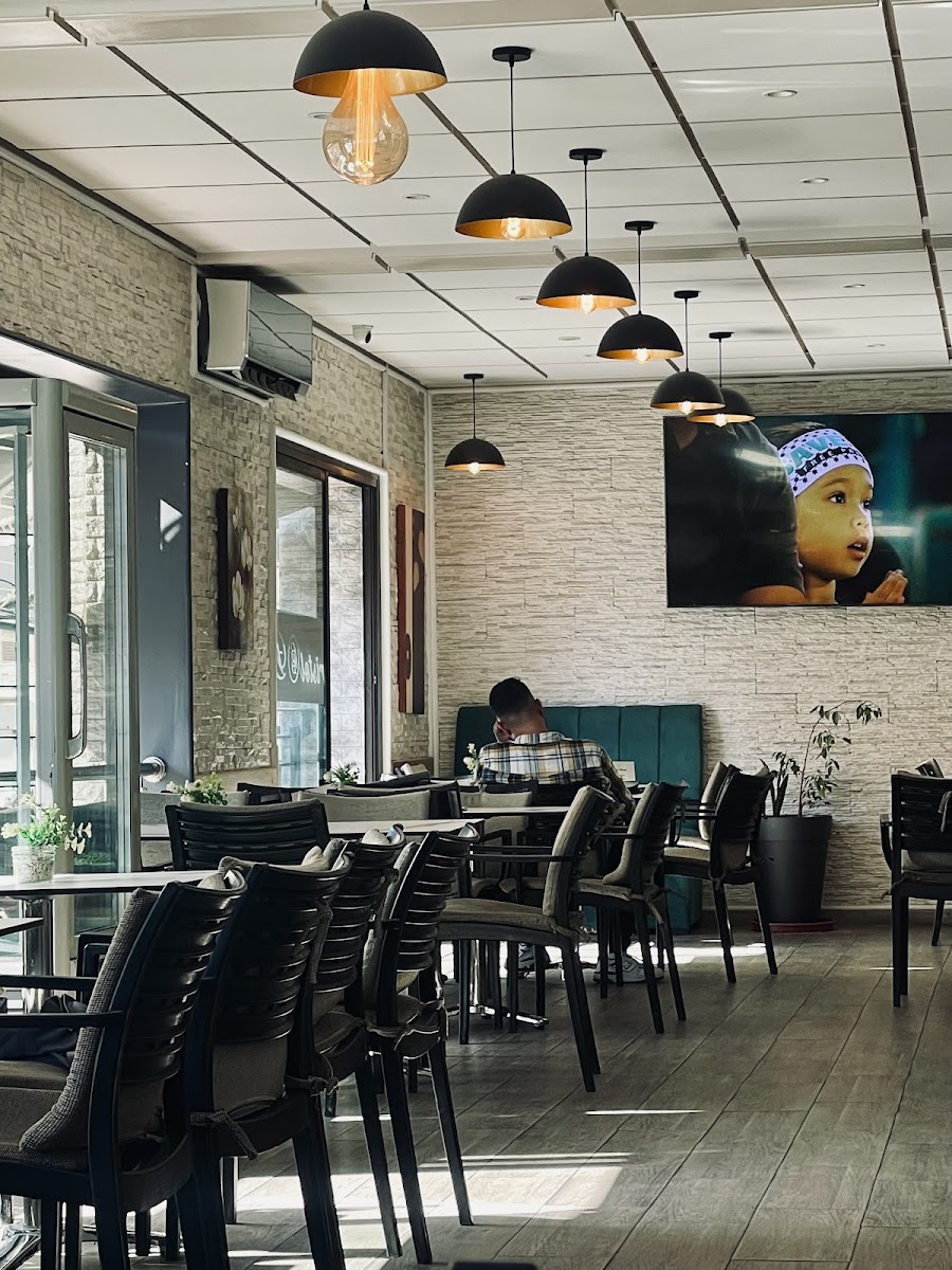 Bristol : Café & Snack