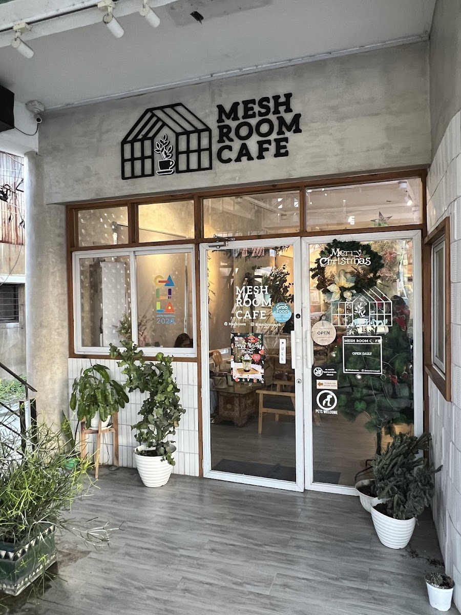 Meshroom Cafe