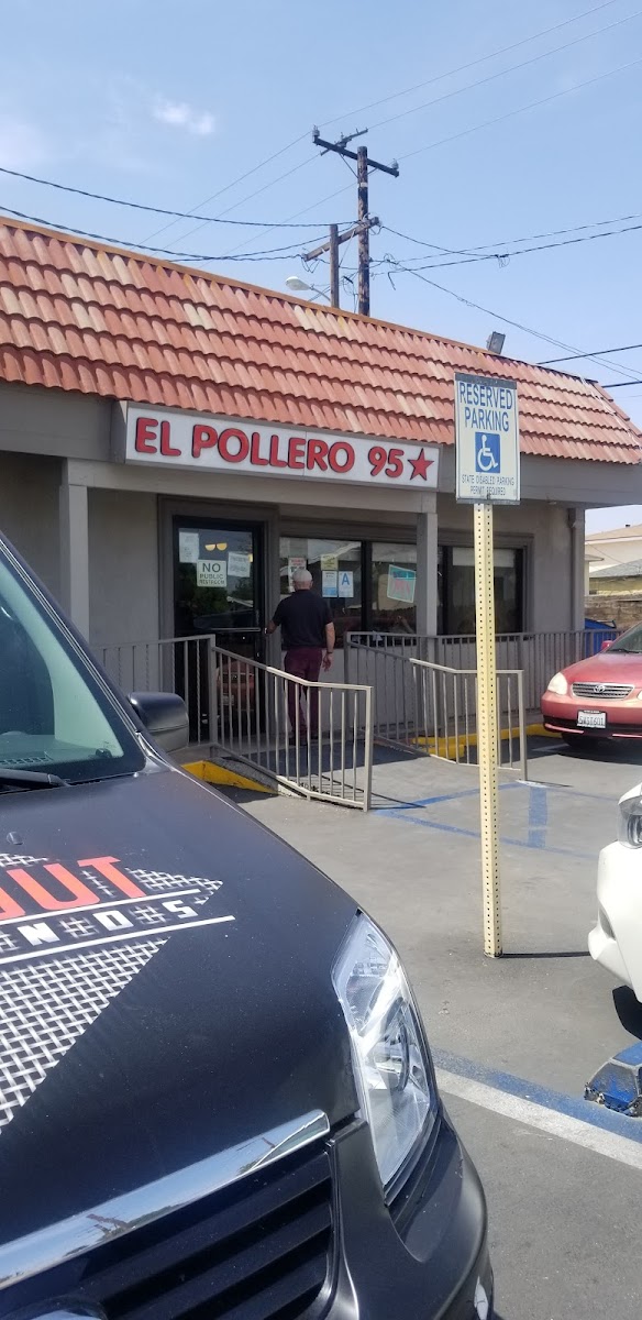 El Pollero 95