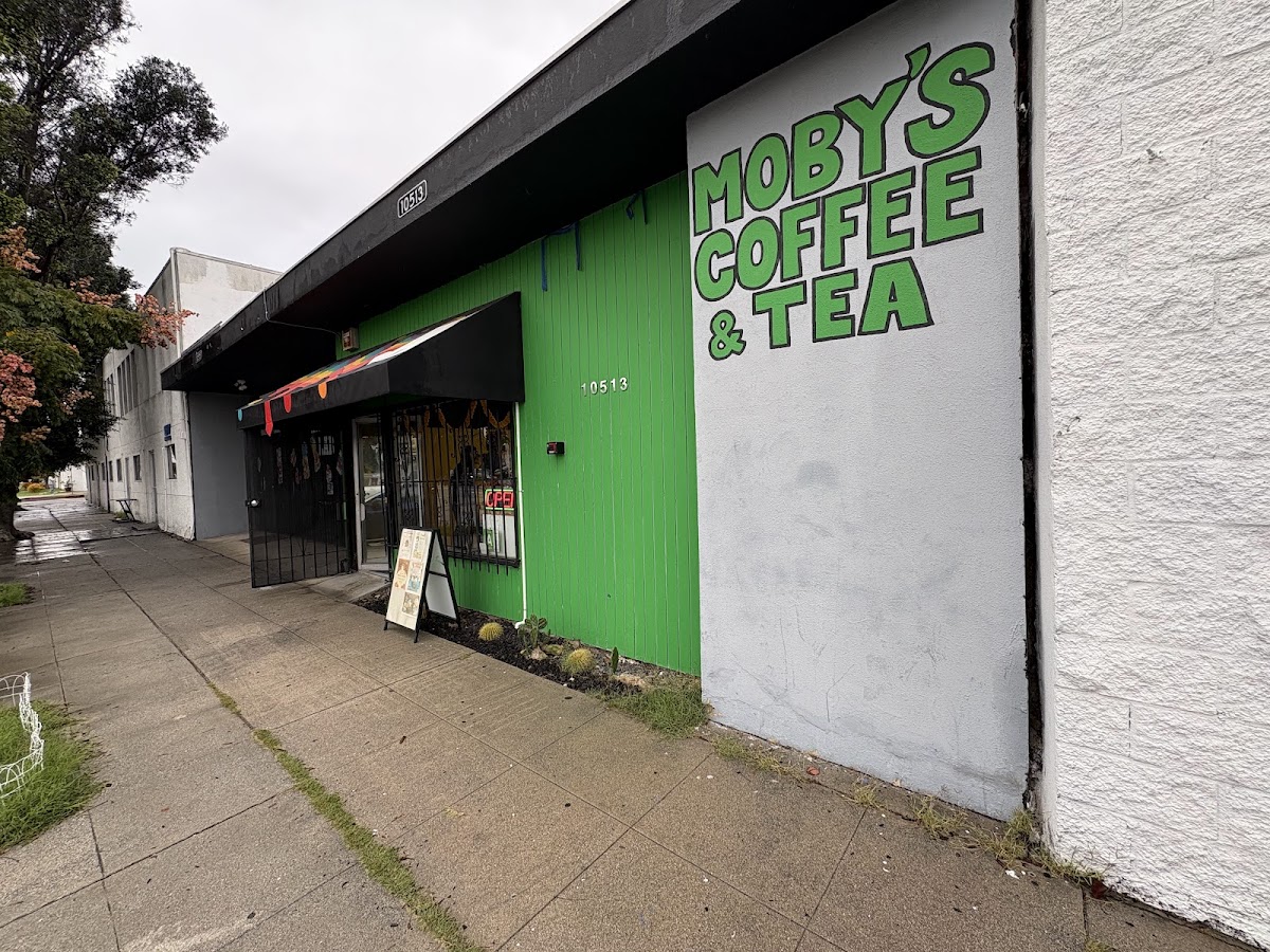 Moby's Coffee & Tea Co.