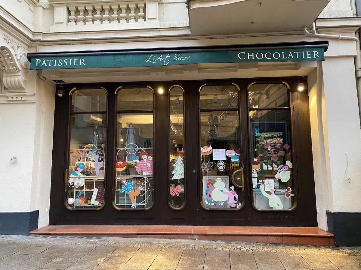 Cafe Patisserie Chocolaterie