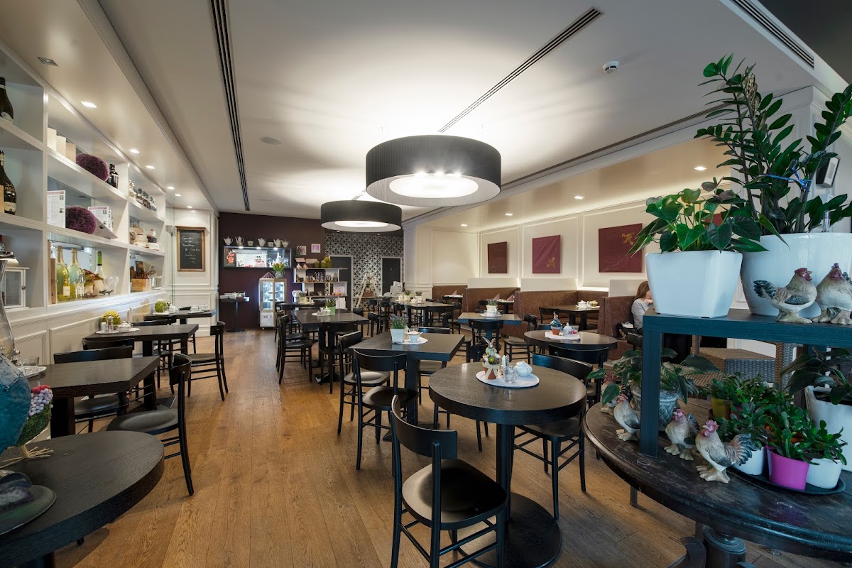 Lavendel-Bistro-Cafe-Patisserie