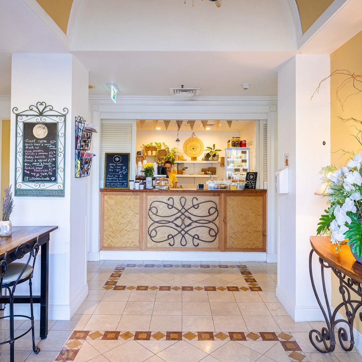 Little Beach Cafe at Bel Air