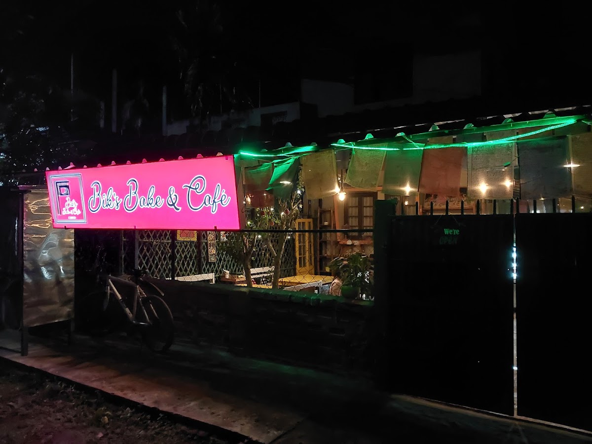 Bik’S Bake & Cafe
