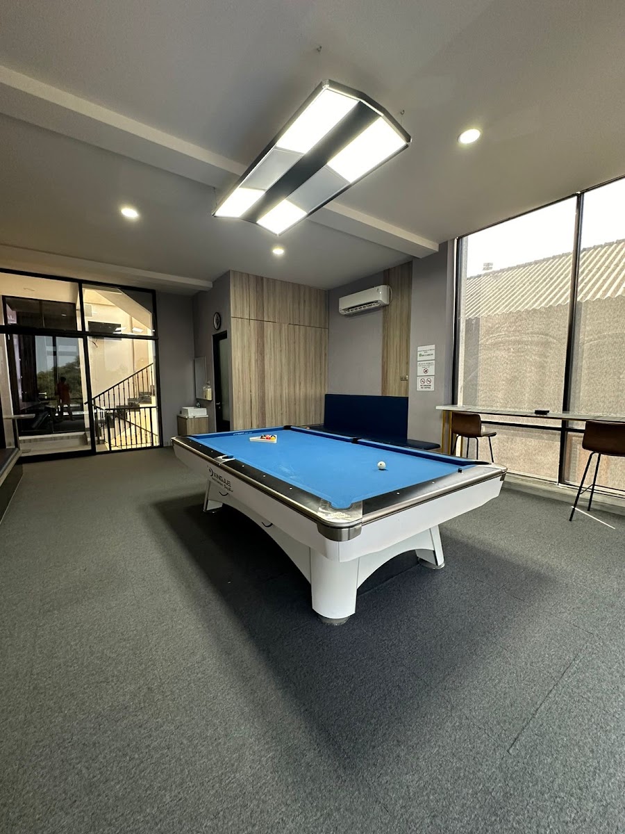 Gotham Cafe and Billiard