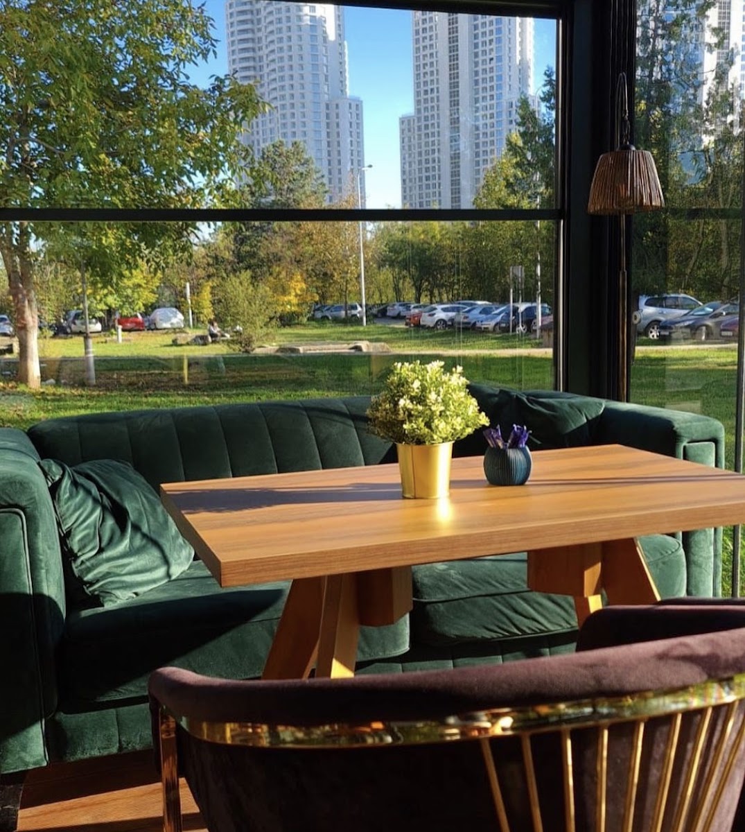 Café Lazy / Кафе Лејзи