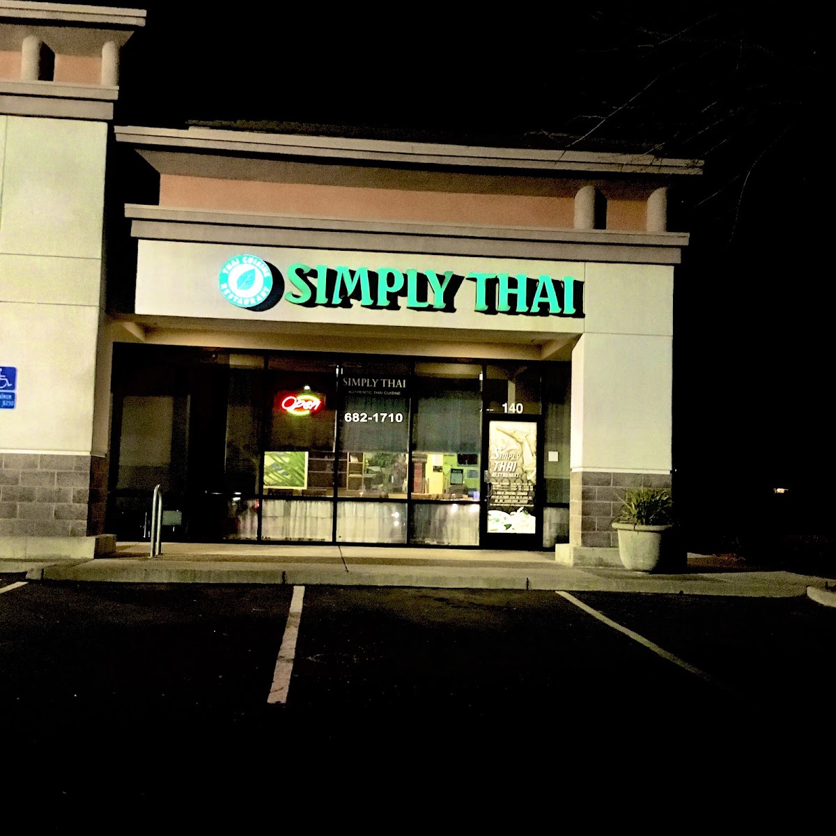 Simply Thai Restaurant - CA 95624