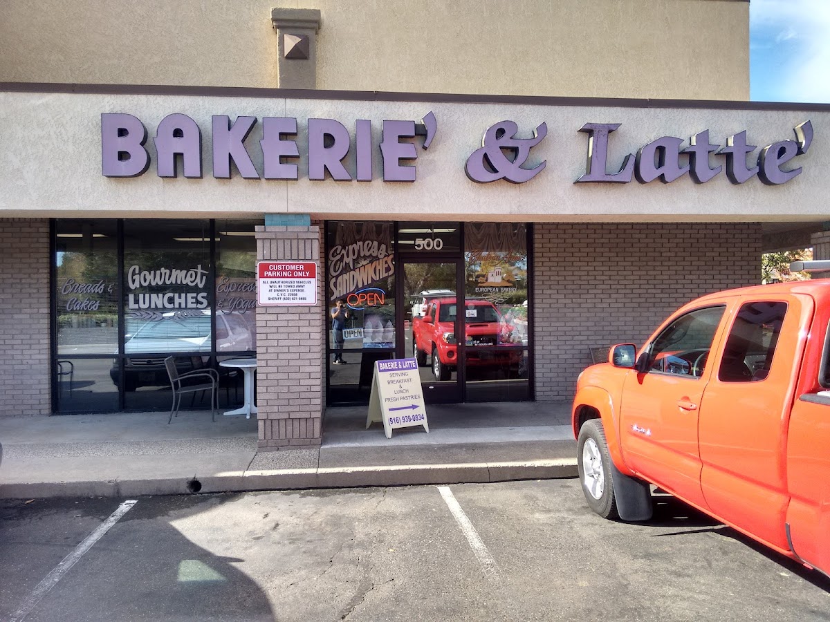 Bakerie & Latte Chateau Arme