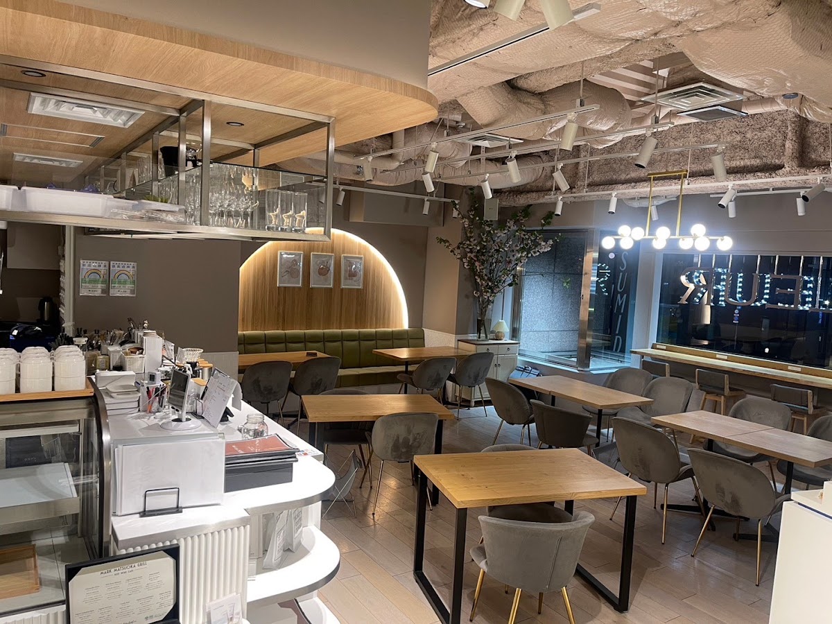 AMPLEUR CAFÉ GINZA / アンプルールカフェ銀座