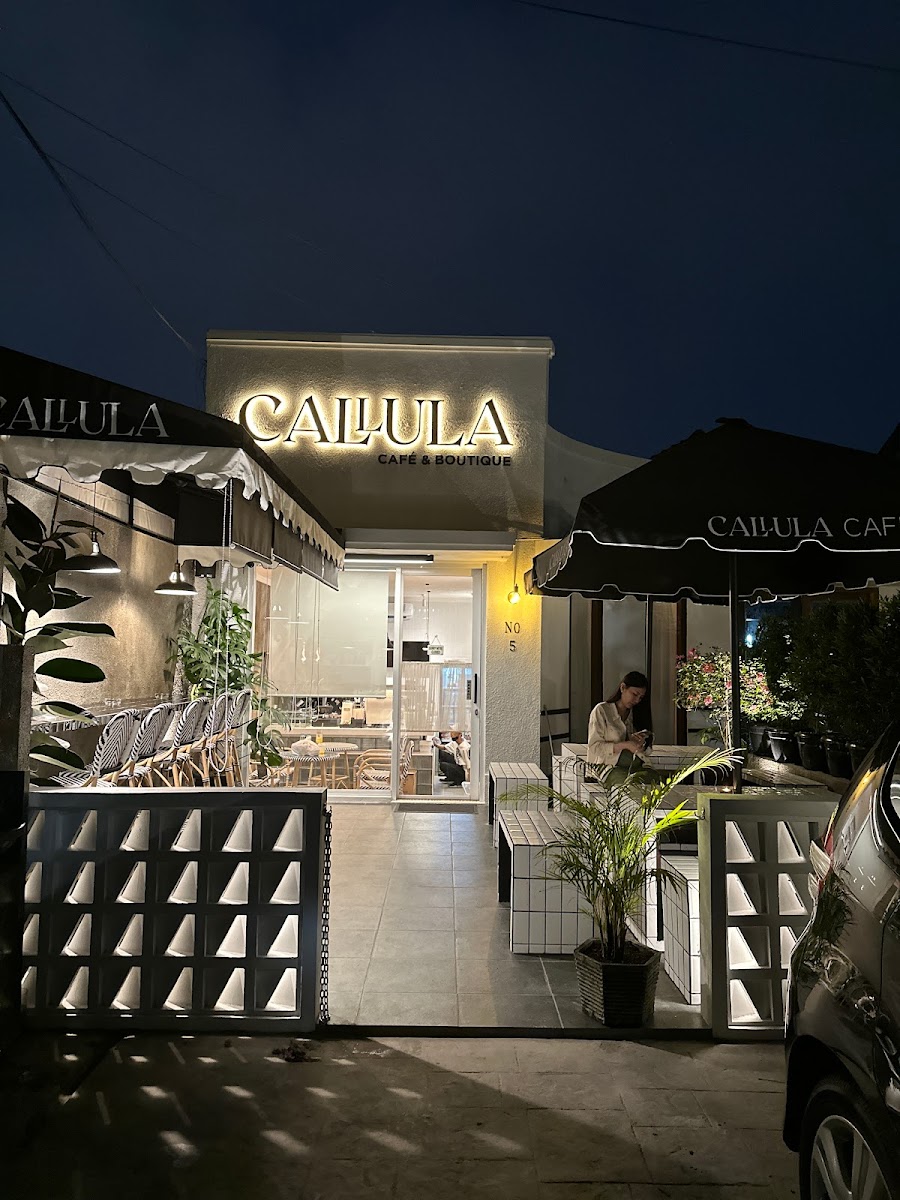 Callula café and boutique