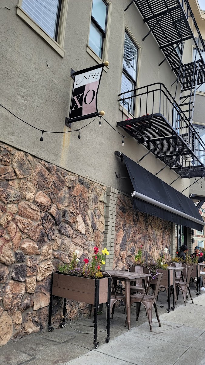 Cafe XO