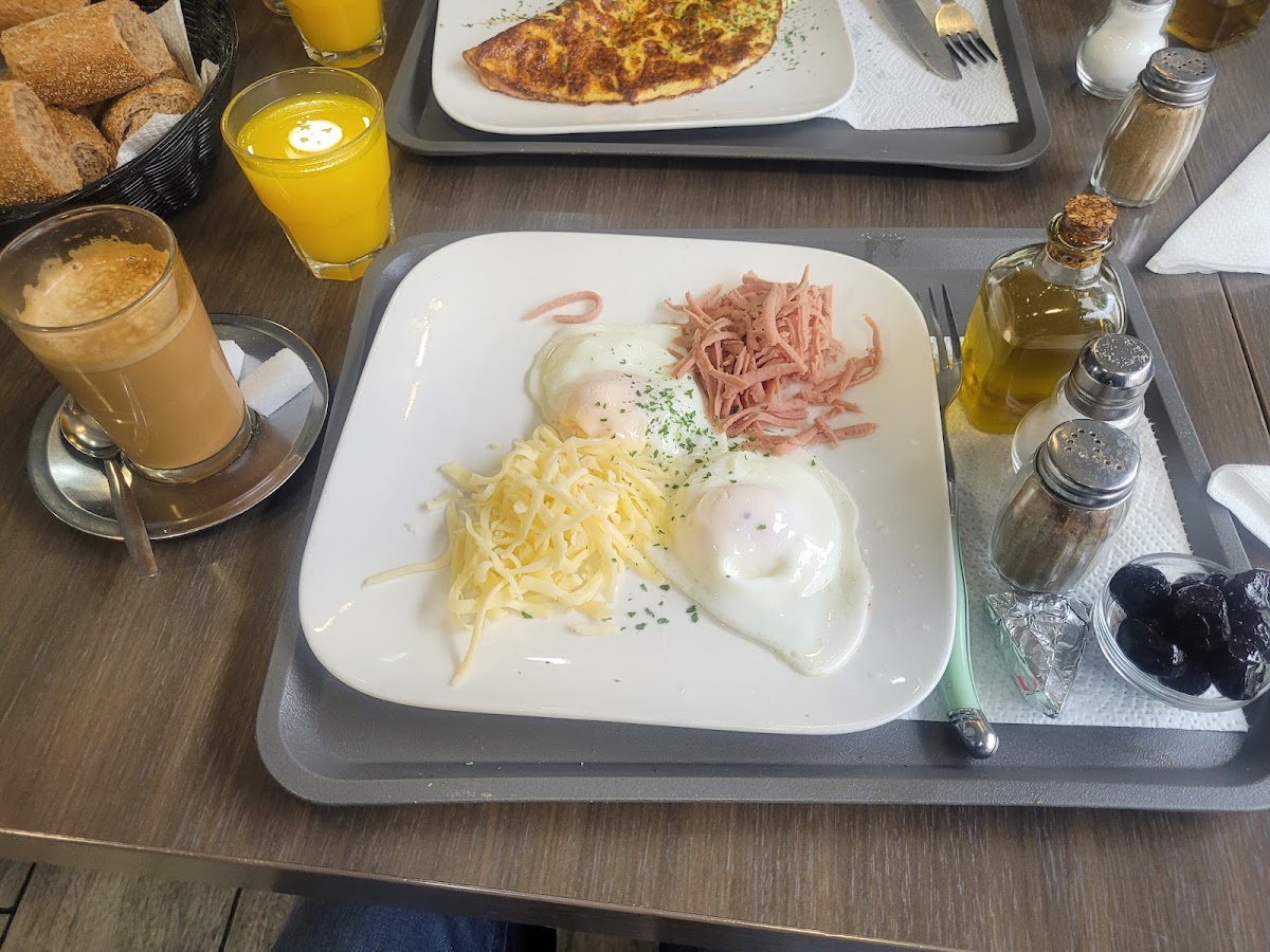 Salon De Thé Al Jazeera