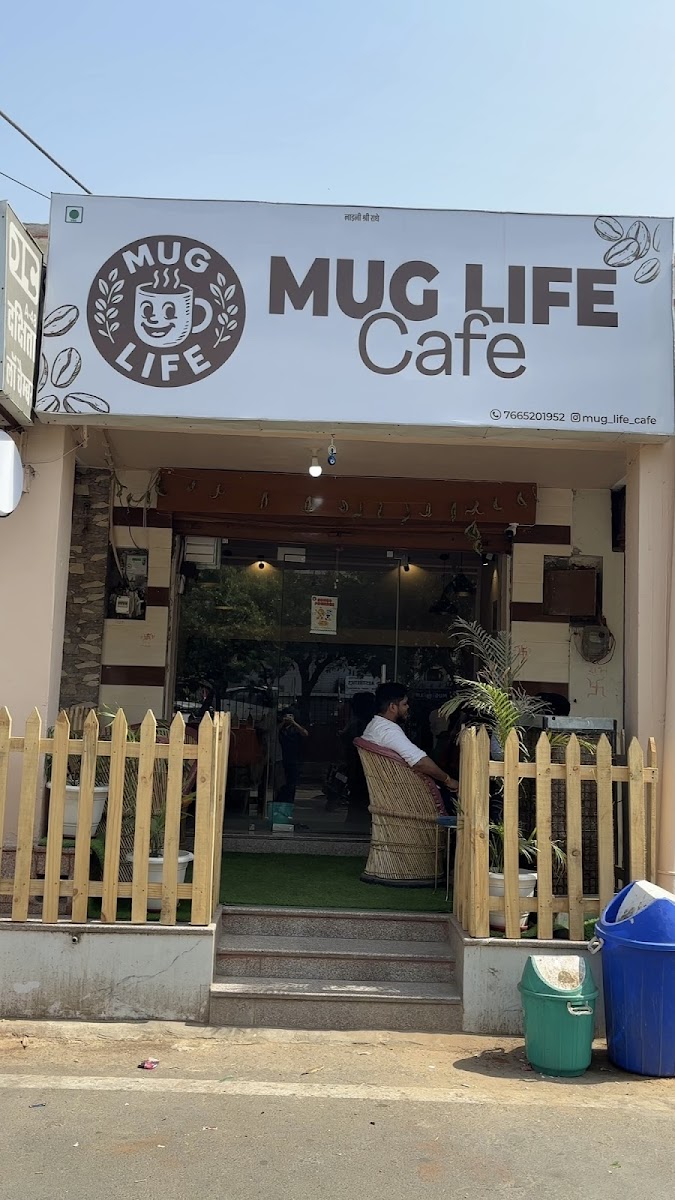 Mug life cafe