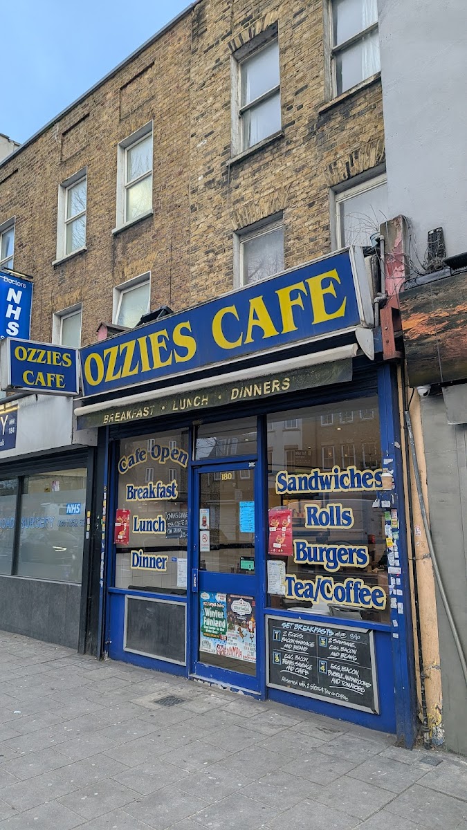 OZZIES CAFE