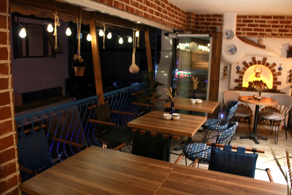 Mavi Köşe Boutique Cafe