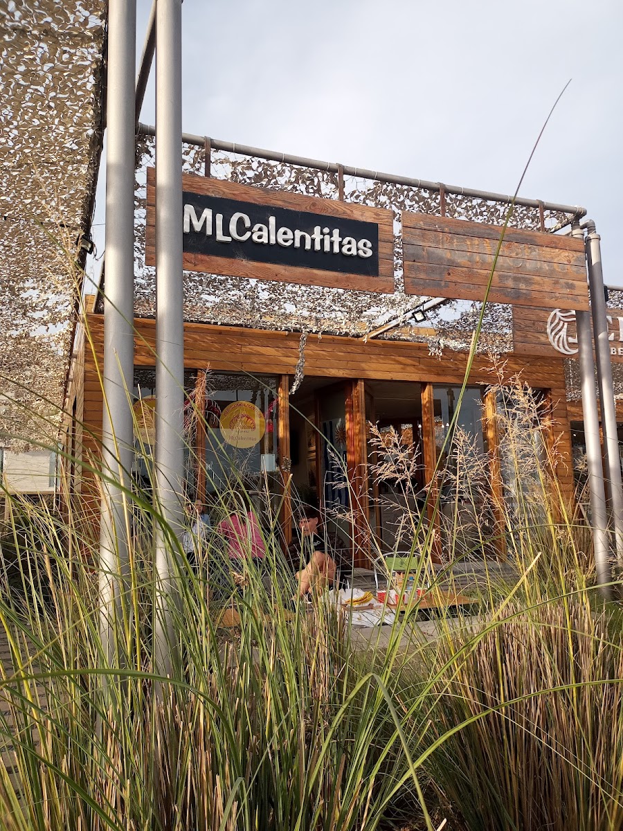 Medialunas Calentitas José Ignacio