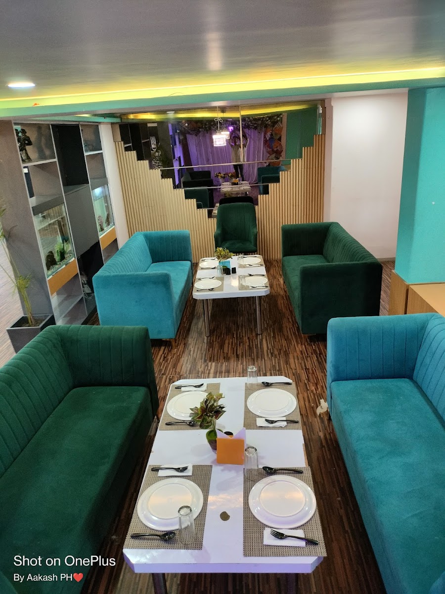 Sky D cafe Bistro n Lounge