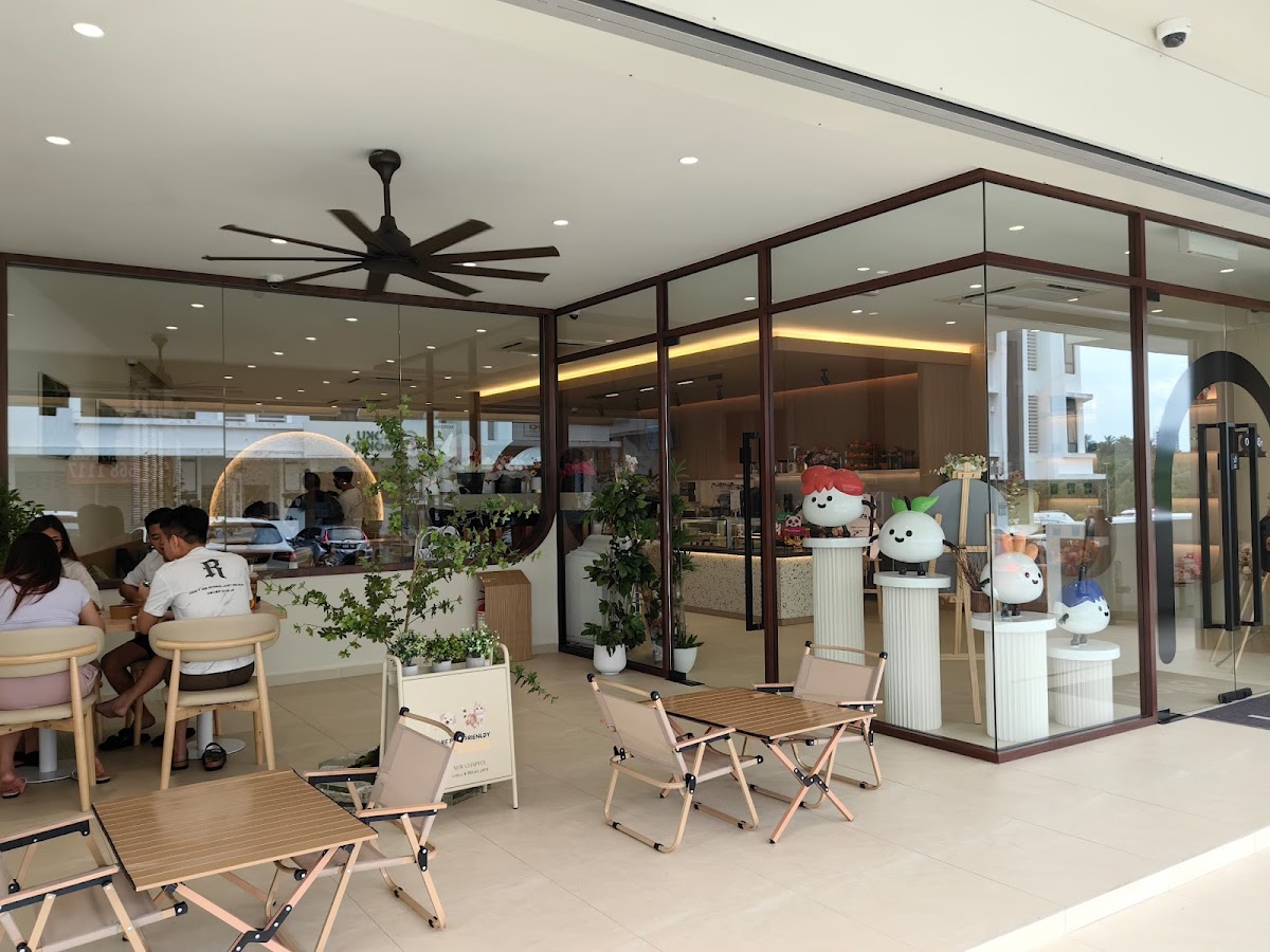 NEW CHAPTER CHILL & PLAY CAFE