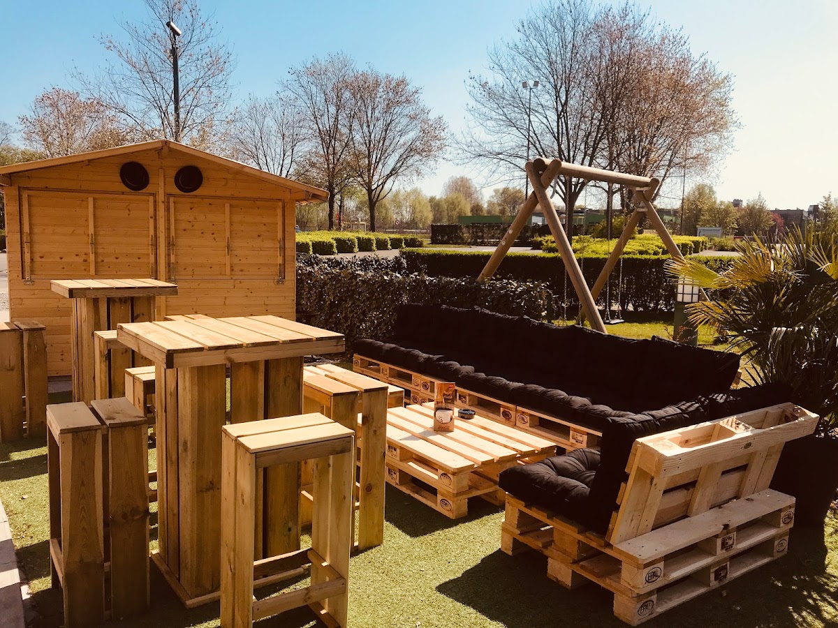 Cafetaria 'Knooppunt 100'